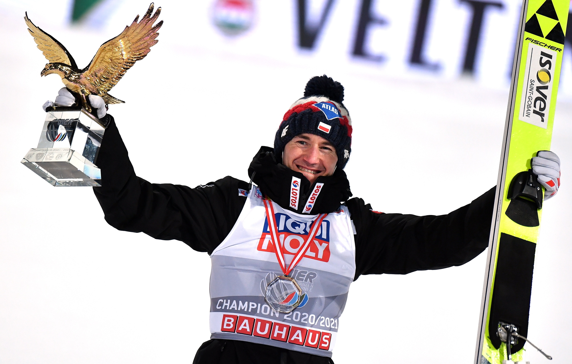 Kamil Stoch mäkiviikon hattutemppuun – viidentenä kotkana kautta aikain
