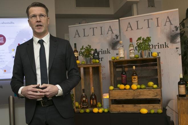Altian toimitusjohtaja Pekka Tennilä kertoi yhtiön osakemyynnin alkamisesta helmikuussa. Torstaina Tennilä totesi olevansa iloinen myynnin saamasta vastaanotosta. KUVA: PEKKA SIPOLA