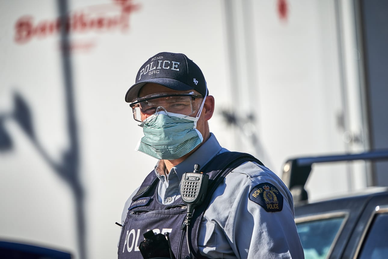 Kanadan poliisi tutkii järkyttävää tapahtumaa, jossa 31 vanhusta kuoli, kun hoitokodin henkilökunta jätti heidät oman onnensa nojaan koronatartunnan pelossa.