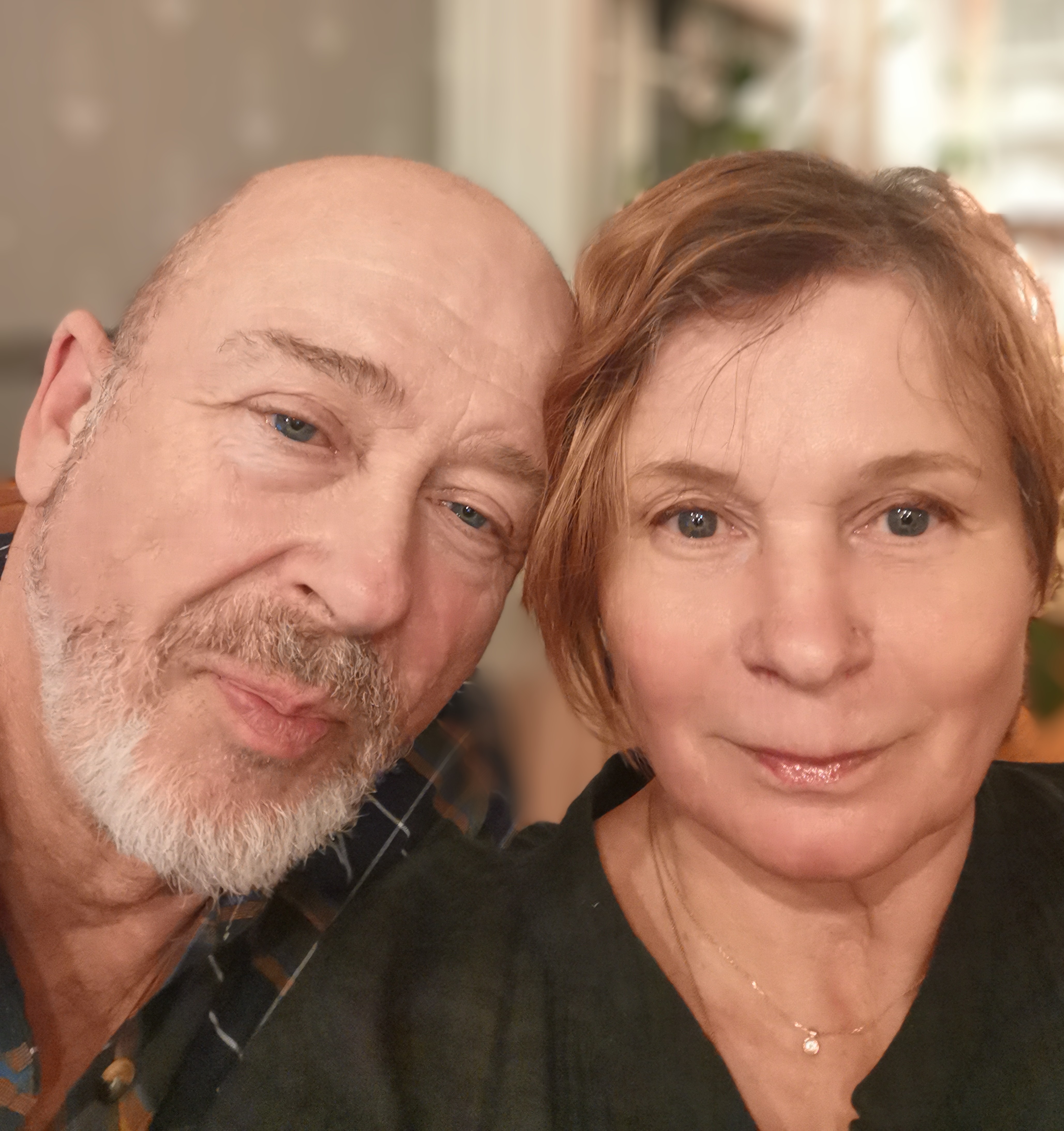 Karkauspäivänä on naisten vuoro kosia, mutta ahvenanmaalainen Peter ei halunnut jäädä odottelemaan, vaan kosi itse karkauspäivänä 2004 kuusamolaislähtöistä Jaanaa – Petterssonien pariskunta viettää 20-vuotishääpäiväänsä huhtikuussa