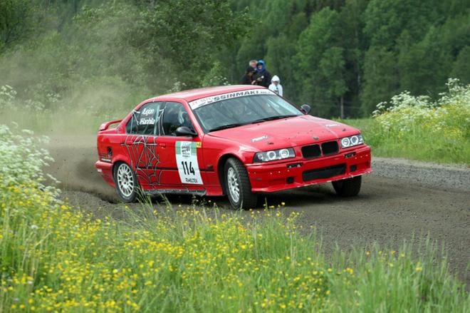Risto Lejon ja Petri Hanhila vauhdissa Korpialhden Kesärallissa. Kuvat: Vesa Rauhala