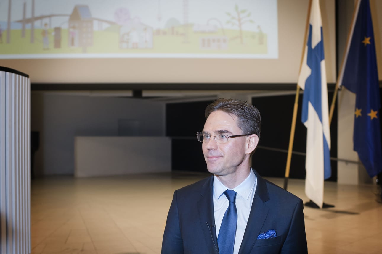 Euroopan komission varapuheenjohtaja Jyrki Katainen (kok.) pitää "Eurooppa-veroa" hyvänä ajatuksena. Arkistokuva.