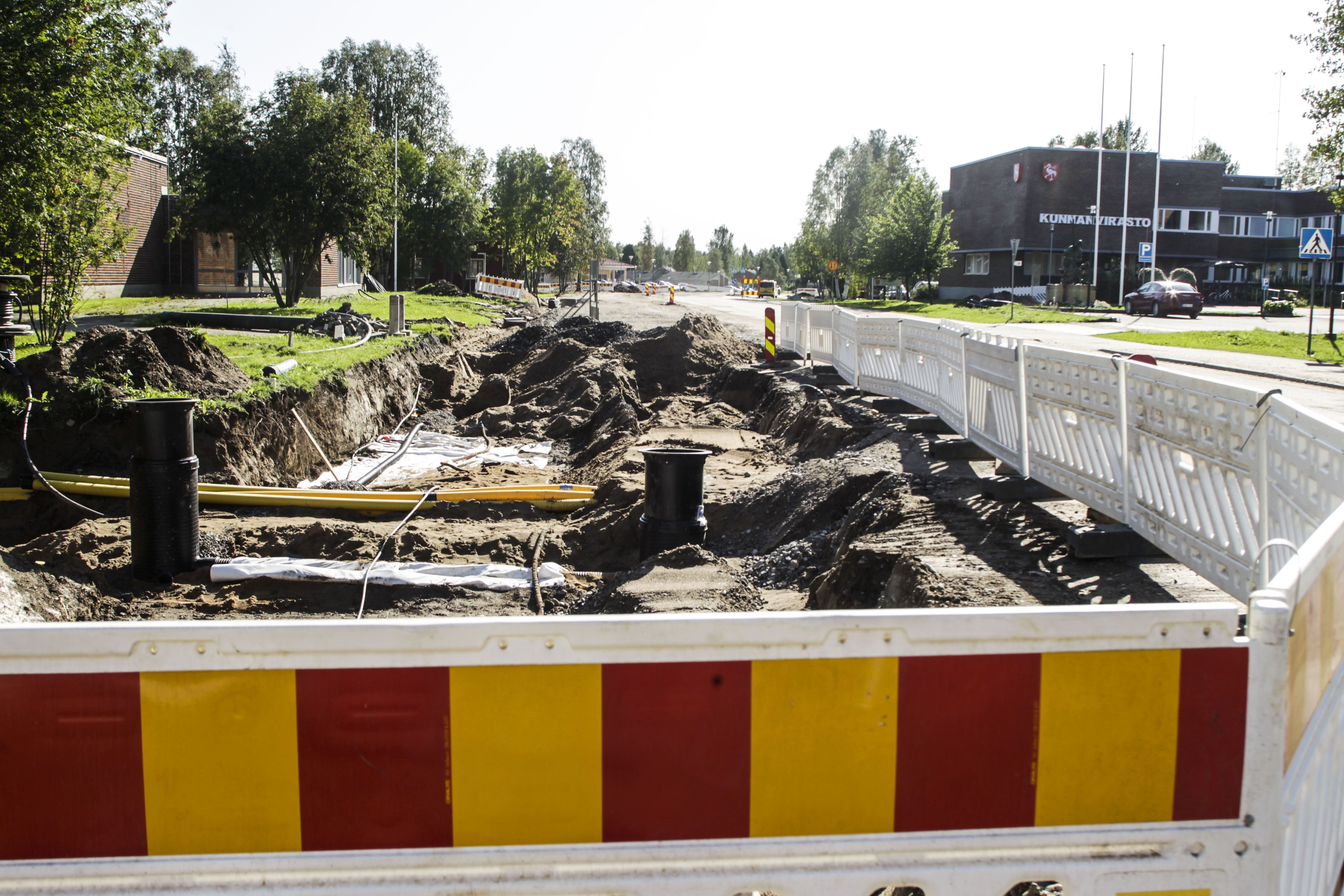 Vesi- ja viemäröintiputkia on uusittu Tervolassa.
