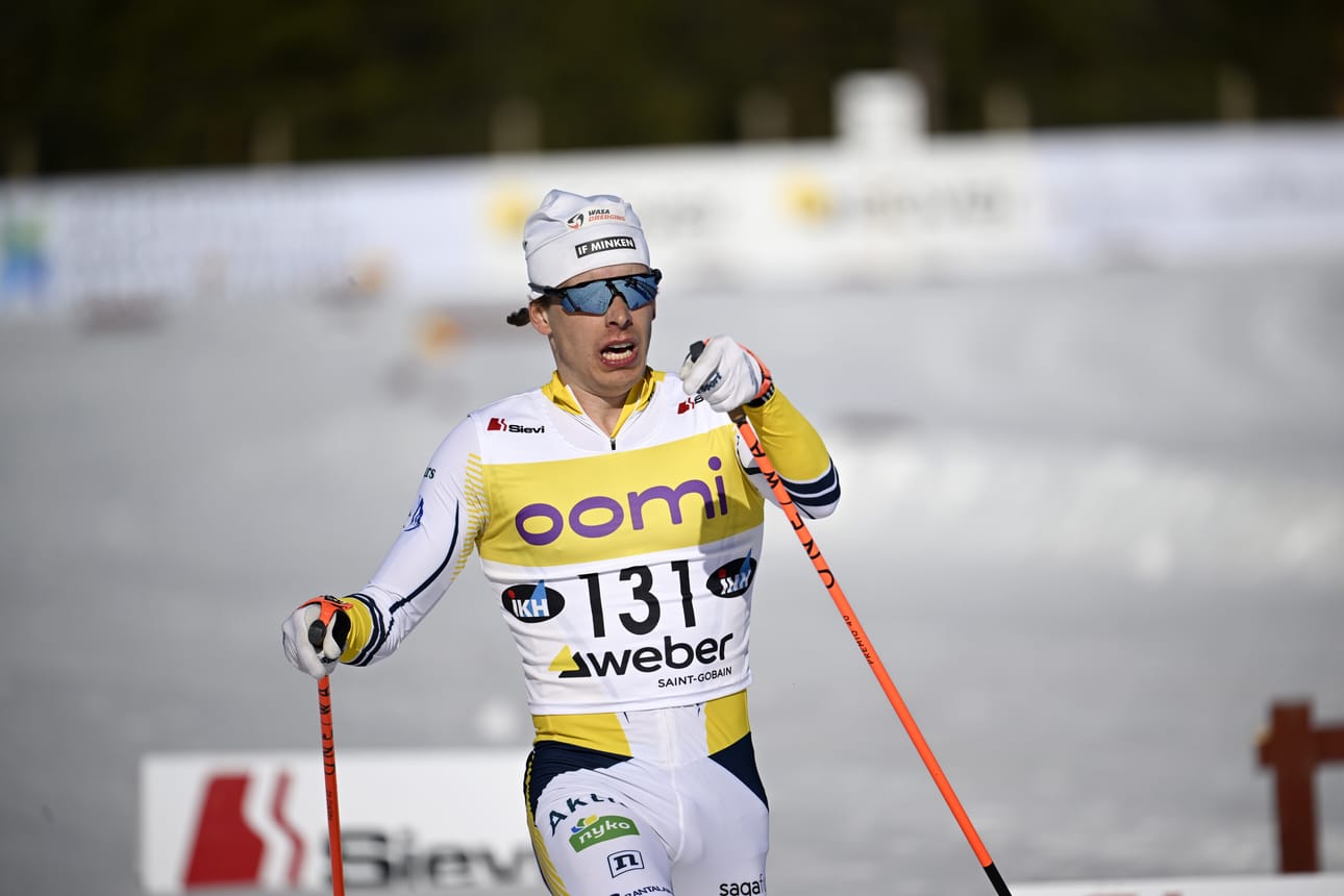 Alexander Ståhlberg sivakoi hopeaa.