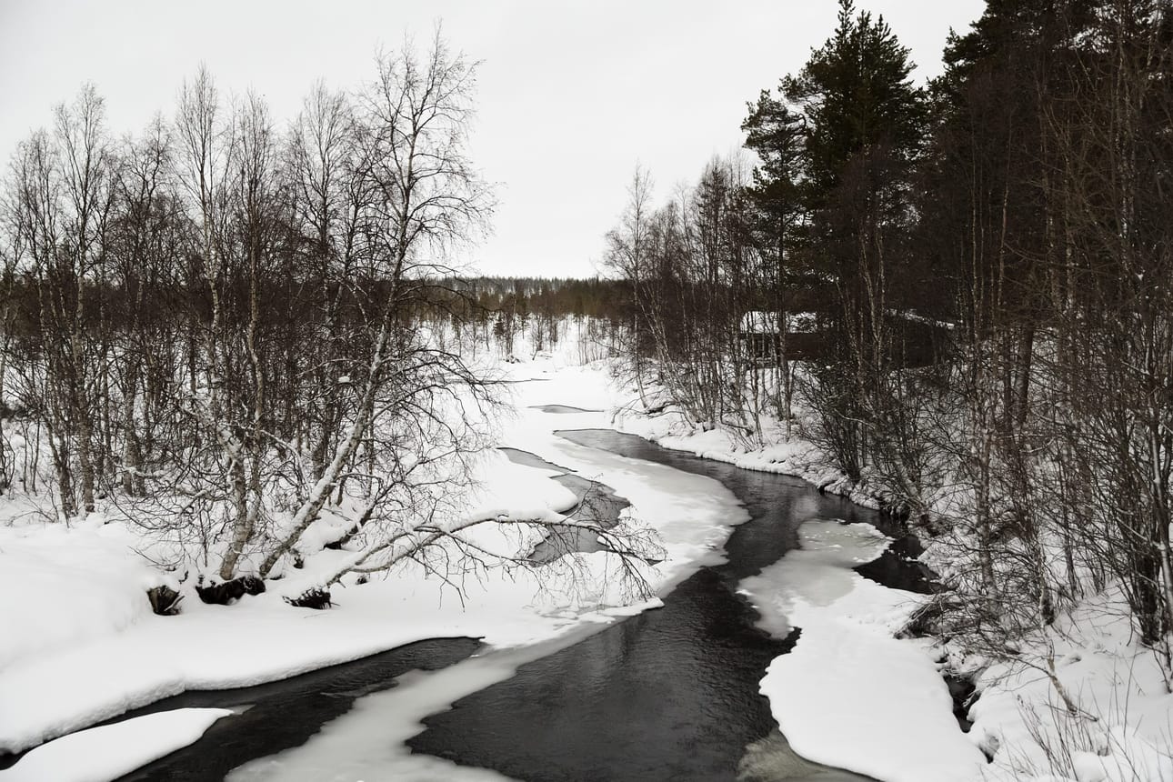 Savukoskella on tehty jälleen tämän talven pakkasennätys. Kuva Savukosken Nuorttijoelta.