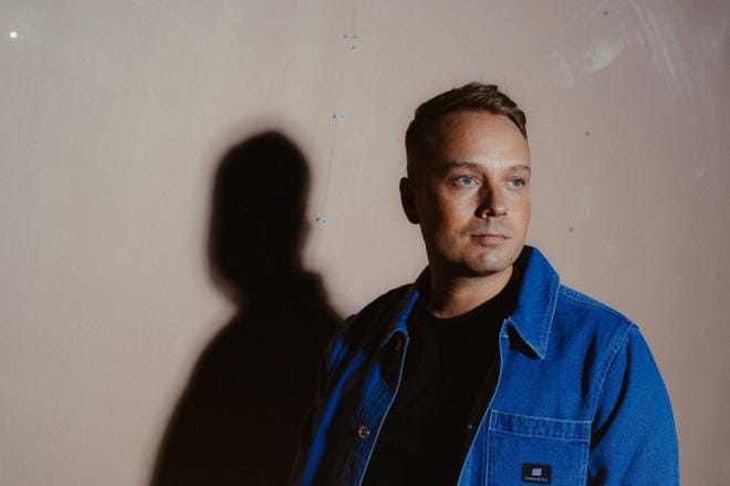 Syksyllä Henri Vähäkainu keskittyy keikkailuun viikonloppuisin ja omaan yritykseensä arkipäivinä. Uutta musiikkia on Vähäkainun mukaan varmasti tulossa. KUVA: JULIUS KONTTINEN