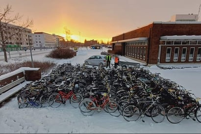 Vapaaehtoiset keräsivät Oulun keskustasta 850 hylättyä polkupyörää – Varastetun pyörän perään voi kysellä vielä kahden kuukauden ajan