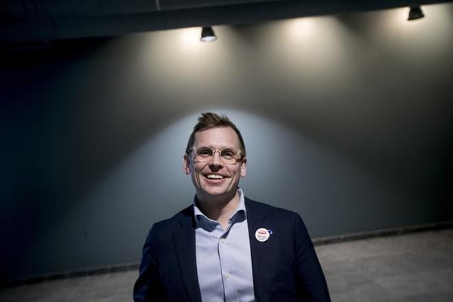 Demarien puoluesihteerin Antton Rönnholmin mukaan puolue haluaa siirtää verotuksen painopistettä pois palkkaverotuksesta kohti kulutuskäyttäytymisen verottamista. KUVA: JAAKKO ELENIUS