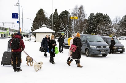 Lapin Kansa vertaili taksimatkan hintaa Rovaniemellä – uusi tulokas Uber oli niukasti halvin
