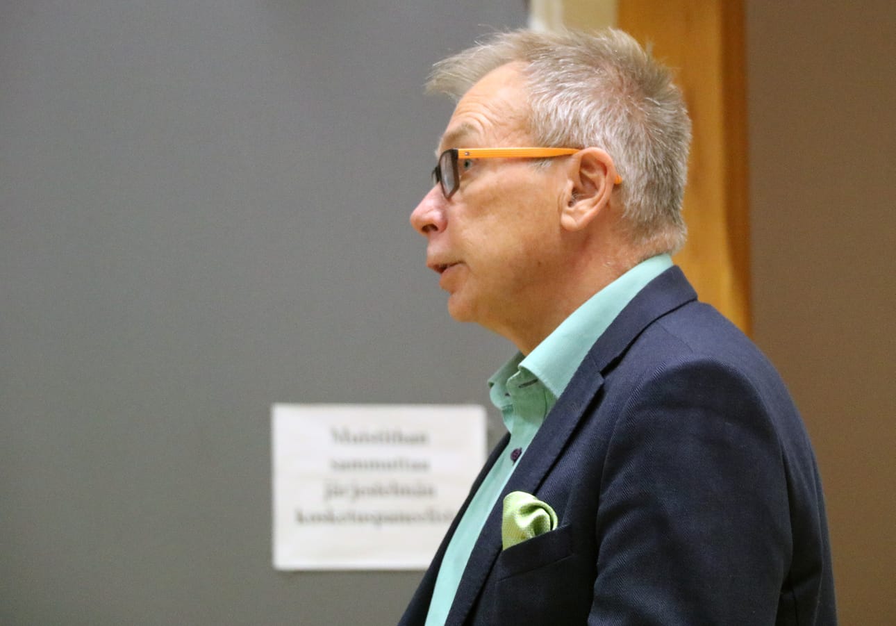 Rehtori Kari Ristimäki on tyytyväinen siihen, miten aktiivisesti Centria-ammattikorkeakoululle heruu yrityselämältä tukea.