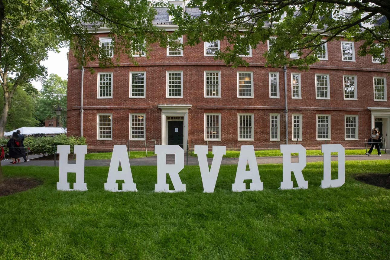 Trumpin hallinto on pyrkinyt aiemminkin estämään ulkomaisten opiskelijoiden pääsyn Harvardiin. LEHTIKUVA / AFP