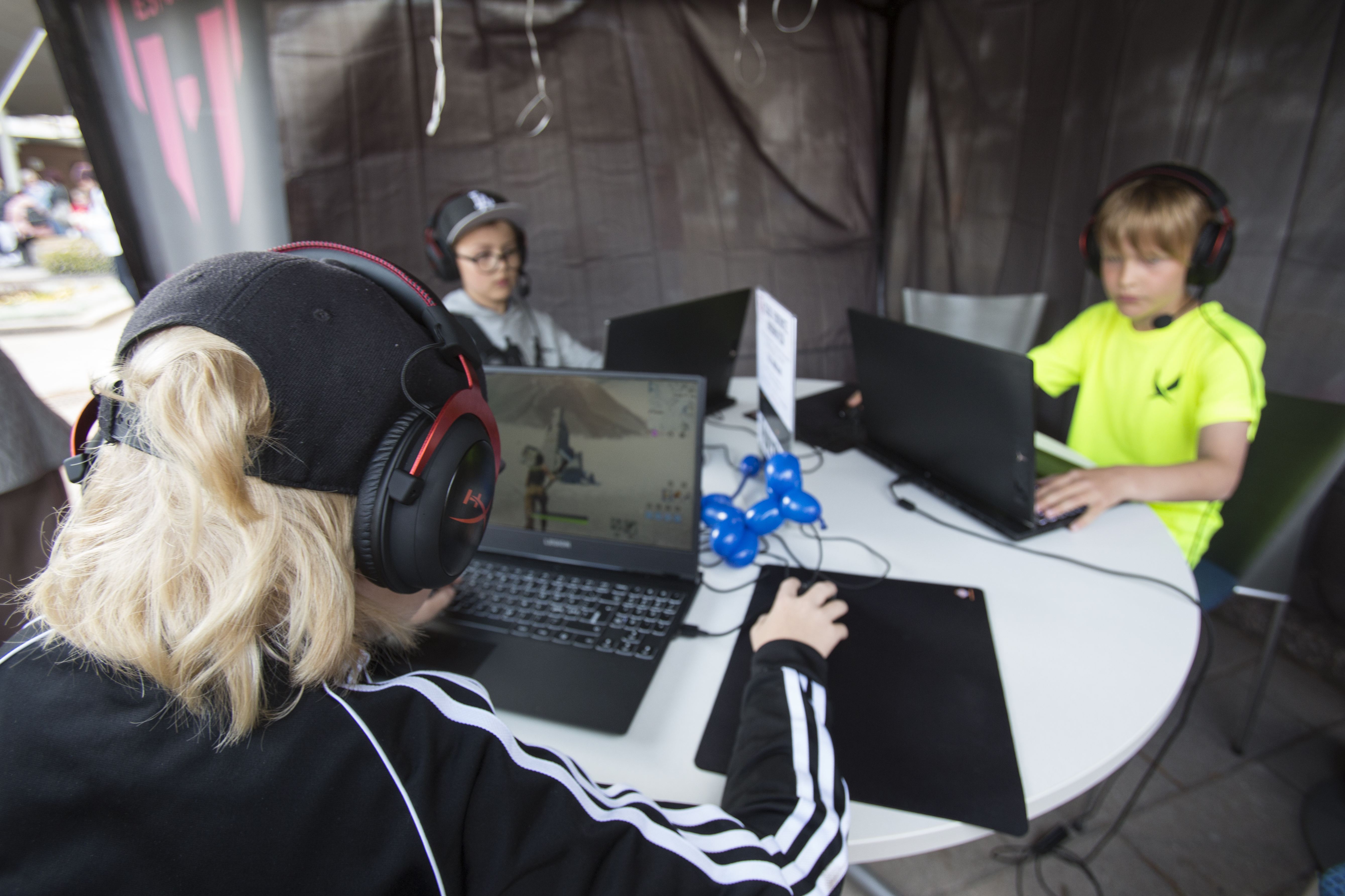 Suosittu Fortnite-peli ja KameOn-pelipaku kiinnosti nuoria.