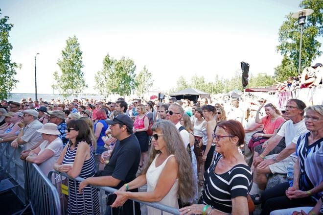Tommi Mäen omistama Nordic Live Productions järjestää muun muassa Vaasa Festivalia. Yleisöä vaasalaisfestivaalissa vuonna 2019. KUVA: SAMPPA TOIVONEN