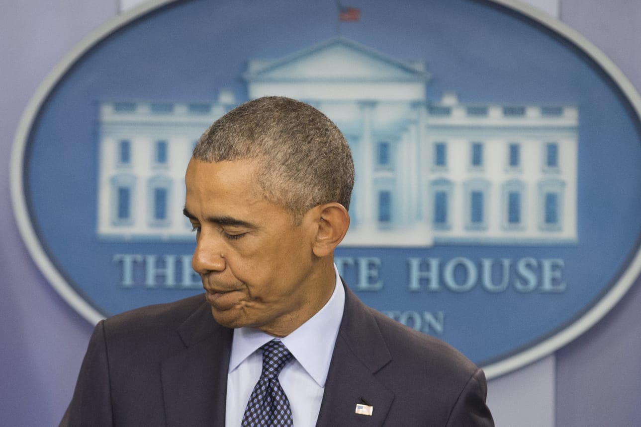 Barack Obama otti kantaa myös aselakiin.