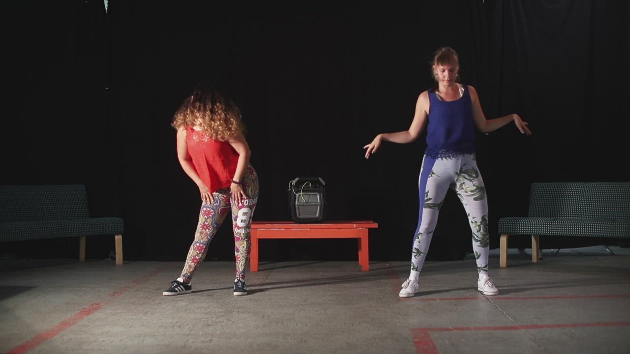 Boombox pauhaa ja Ungergroud Moves -duo tanssii reggaetonia