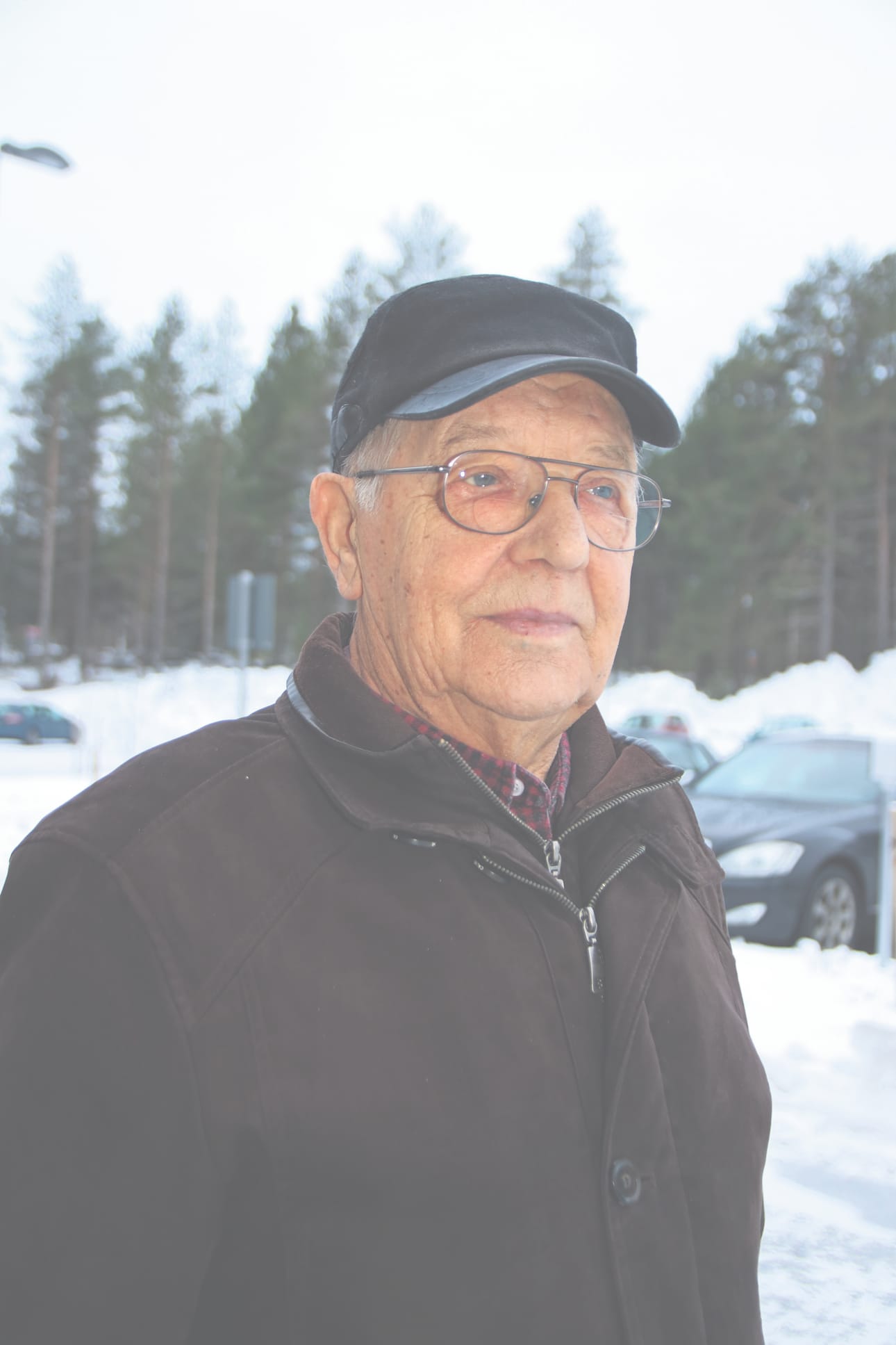 Risto Vierimaa, 84 ”Tilat ovat paremmat kuin ennen, kunhan niihin tottuu. Palvelut ovat toimineet tähän asti. Nyt joutuu lääkärin vastaanotolle odottamaan, joten siinä mielessä on tapahtunut huononnus.”