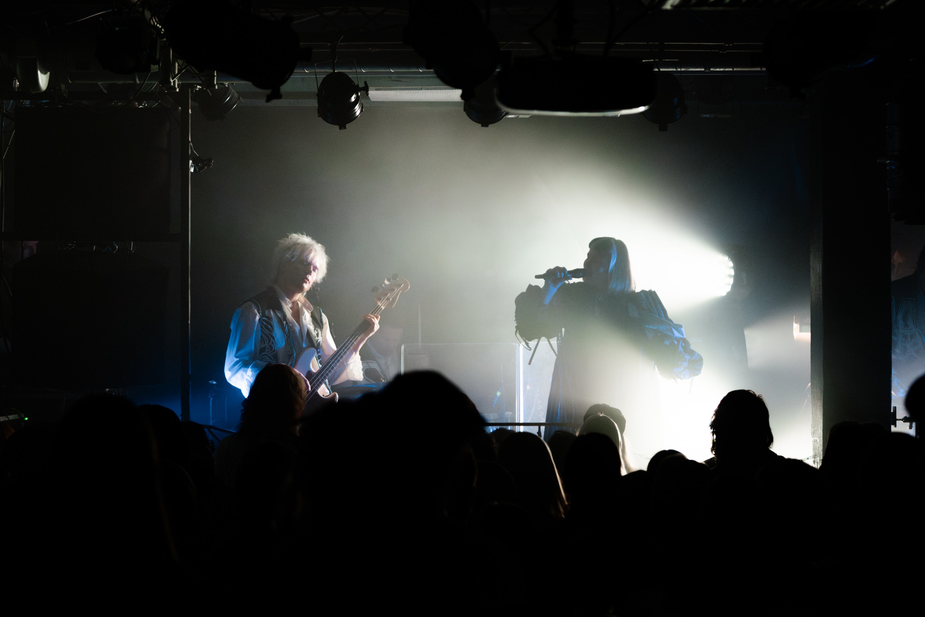 Vesta loi 45 Specialin vintille värikkään ja kauniisti soineen pop-ulottuvuuden