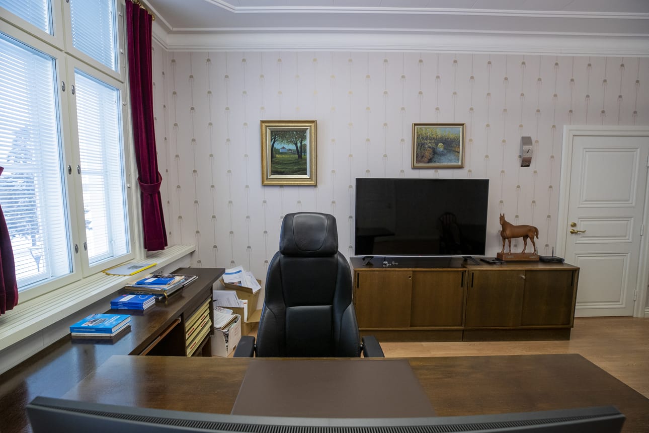 Raahen kaupunginjohtajan työpöytä Raatihuoneen yläkerrassa on tyhjennetty. Edellinen kaupunginjohtaja Ari Nurkkala irtisanoutui virasta 28. tammikuuta.