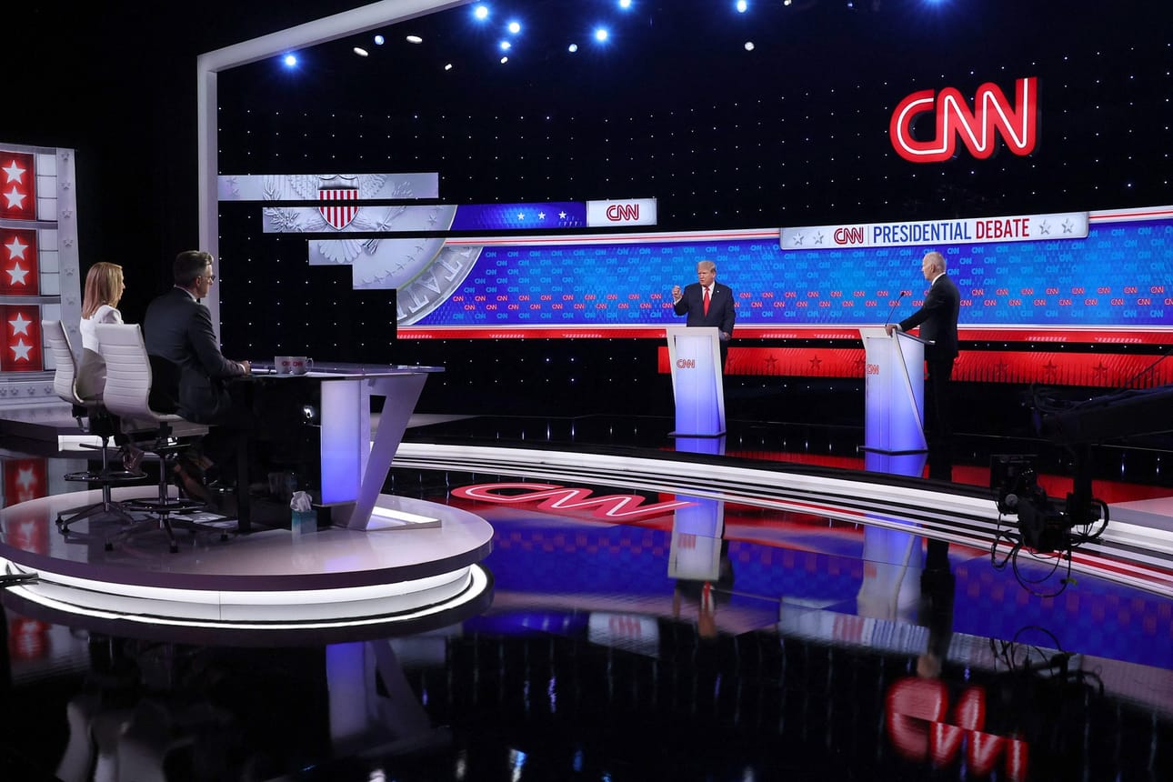 Uutiskanava CNN:n järjestämässä väittelyssä kohtaavat maan entinen presidentti, republikaanipuolueen esivaalit voittanut Donald Trump sekä demokraattipuoluetta edustava istuva presidentti Joe Biden. LEHTIKUVA/AFP