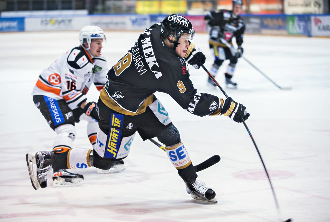 Jääkiekon SM liigaa. Kärpät-HPK.. Jesse PuljujärviJääkiekon SM liigaa. Kärpät-HPK.. Jesse Puljujärvi