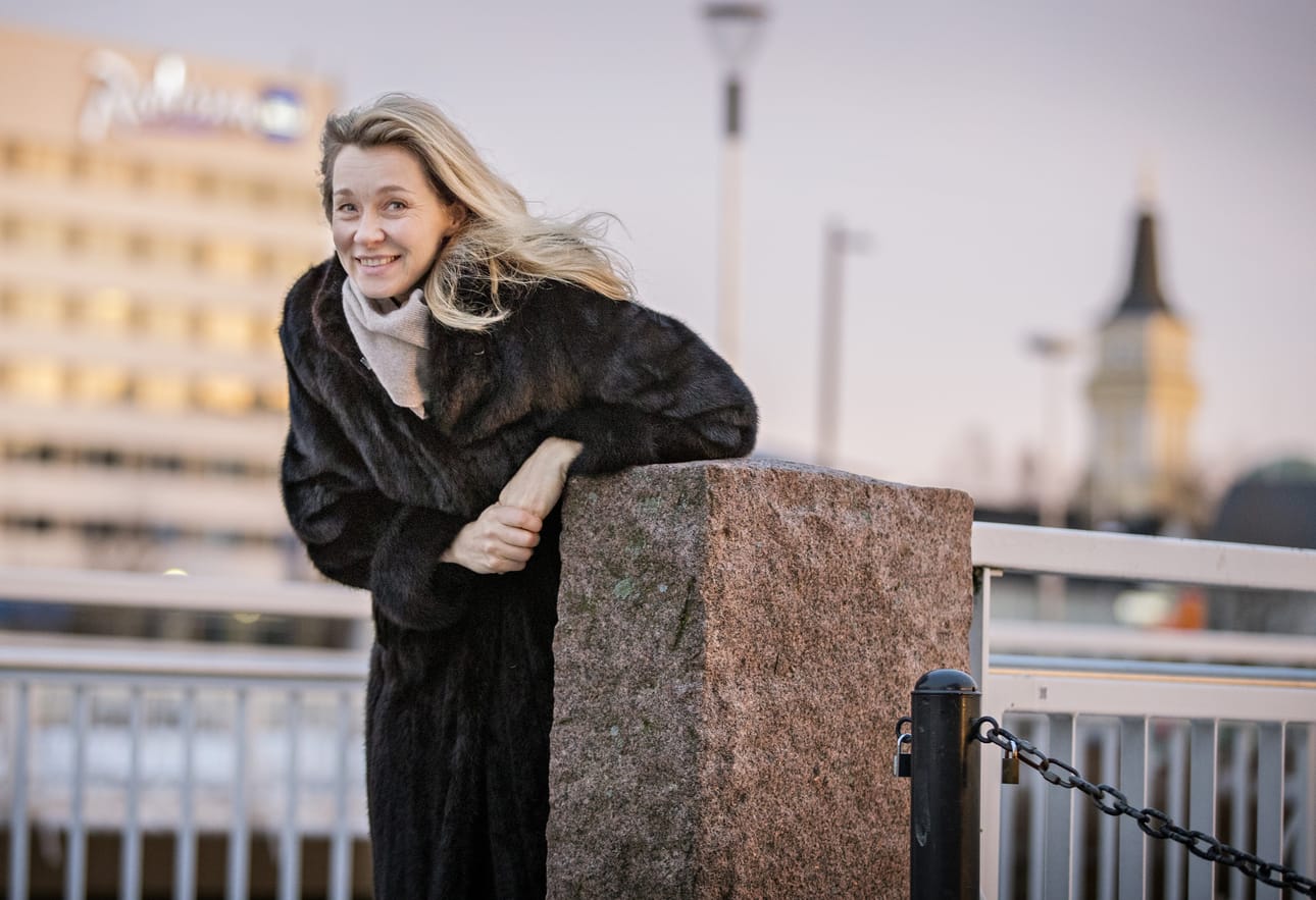 Laulajatar Virpi Räisänen tulee viettämään joulunsa läheisten luo Ouluun.