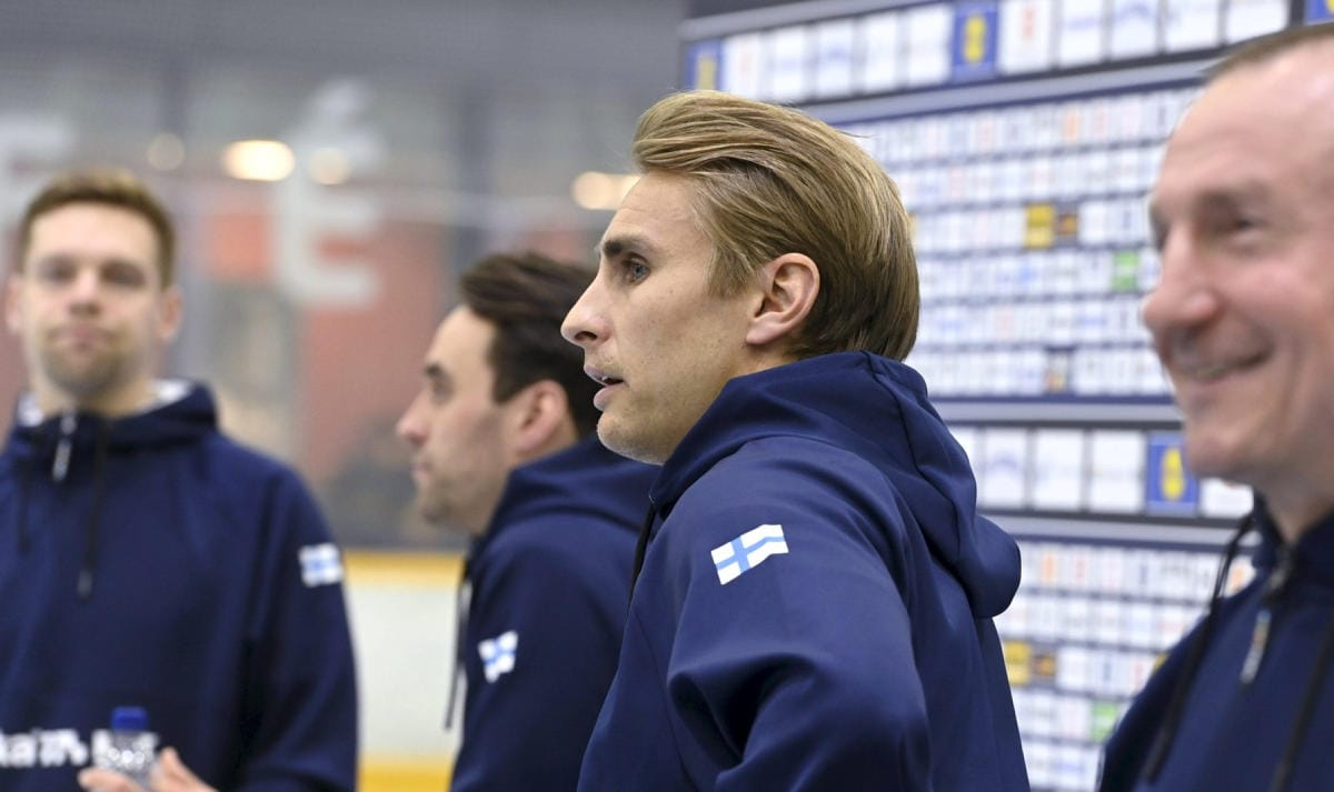 38-vuotias konkarihyökkääjä Valtteri Filppula niittää NHL-vuosiensa jälkeen menestystä Suomen maajoukkueessa. LEHTIKUVA / Heikki Saukkomaa