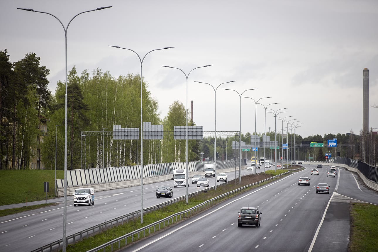 Nuoret kuljettajat saivat tuomioita kaahailusta. Kuvituskuva.