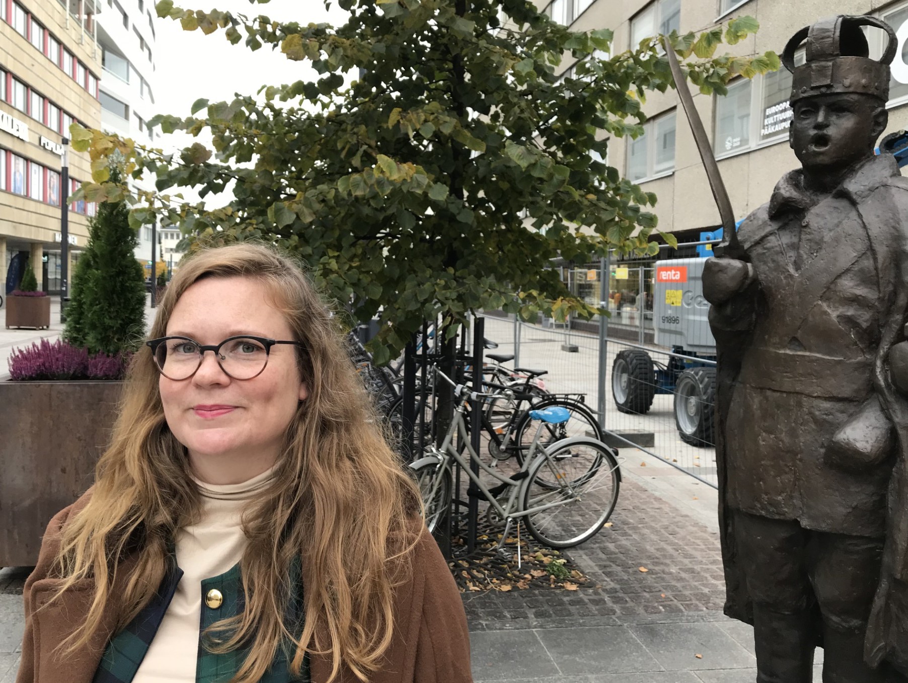 Iltakävelyllä Erkki Hujasen kanssa osa 2 - tieteenhistorioitsija Katariina Parhi kertoo psykiatrian ylilääkäri Konrad von Baghista