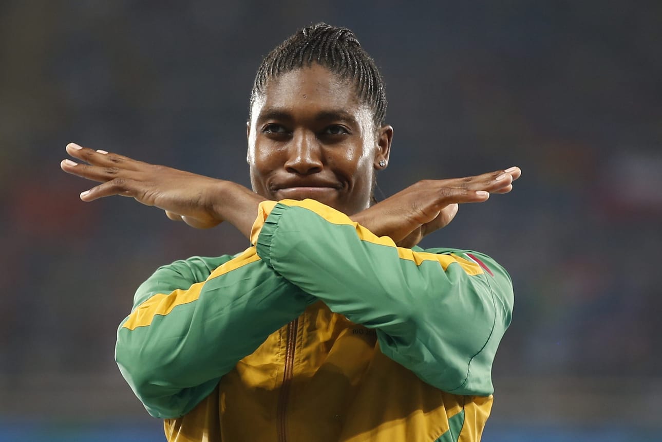 Etelä-Afrikan Caster Semenya juoksi naisten 800 metrin olympiakultaan Riossa.