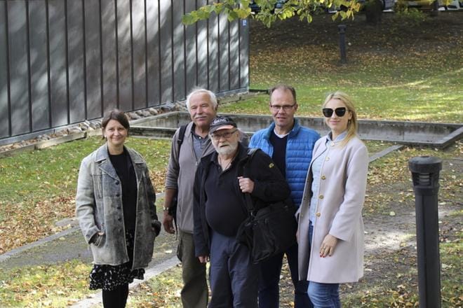 Luontoelokuvafestivaalin tuomaristoon kuuluvat Maikki Kantola, Vesa Heinonen, puheenjohtaja Nik J. Van-Eckmann, Jukka Tyni ja Anastasiya Kharchenko, jolla on myös taidenäyttely kulttuuritalo Fannyssa. Tuomaristo valitsee yli sadan luontoelokuvan joukosta eri sarjojen voittajat. KUVA: LAURA KROHN