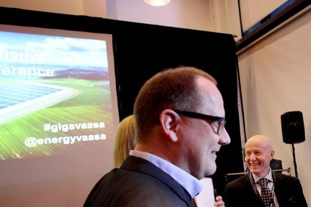Suomi hakee Teslan jättitehdasta juuri Vaasaan. – Aivan fantastista! Upeaa, että valtiovalta lähti tukemaan meitä, totesi Vaasan kaupunginjohtaja Tomas Häyry.