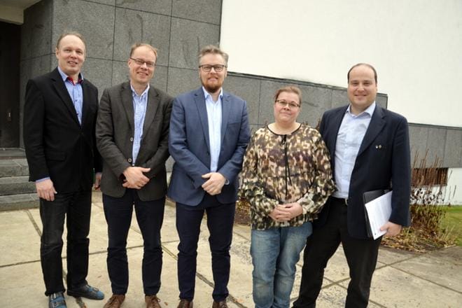 Tapani Kotanen, Vesa Koivunen, Antti Joensuu, Sari Palmu ja Tero Kankaanpää pitävät ensi vuoden talousarviota järkevänä ja palvelut turvaavana.