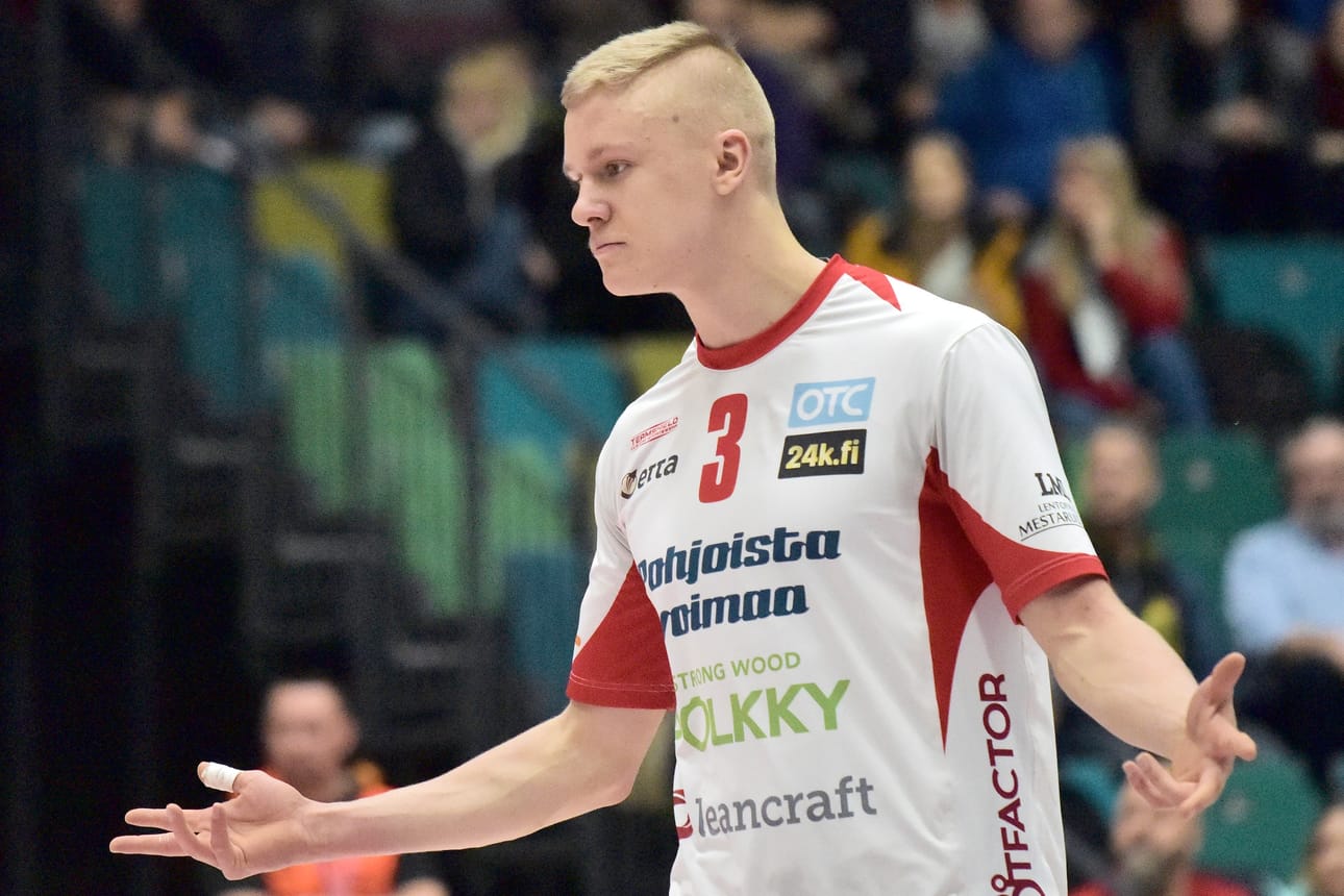 Antti Ronkainen pettyi, kun oululainen Lentopalloseura Etta jäi ulos Suomen Cupin finaalista.
