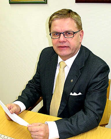 Pasi Wallenberg.