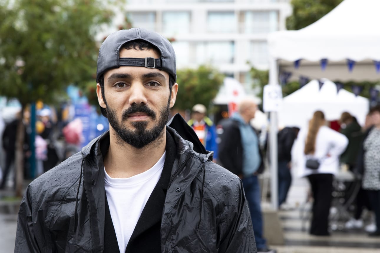 Basheer Algumaidr on asunut Oulussa yli kaksi vuotta. Hän nauttii erityisesti kaupungin rauhallisuudesta.