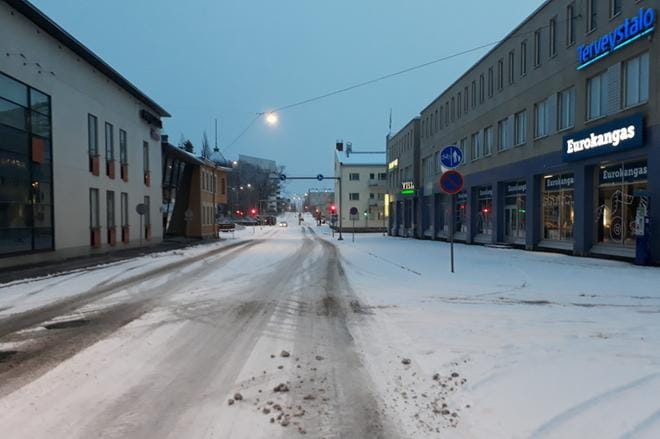Sunnuntaiaamu oli talvinen Vaasassa. Kuva: Sinikka Välikoski