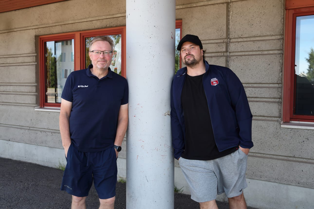 Pekka Siikala sai tälle kaudelle aisaparikseen Topi Kaarelan. Kaksikko saapui Raaheen alkuviikosta.