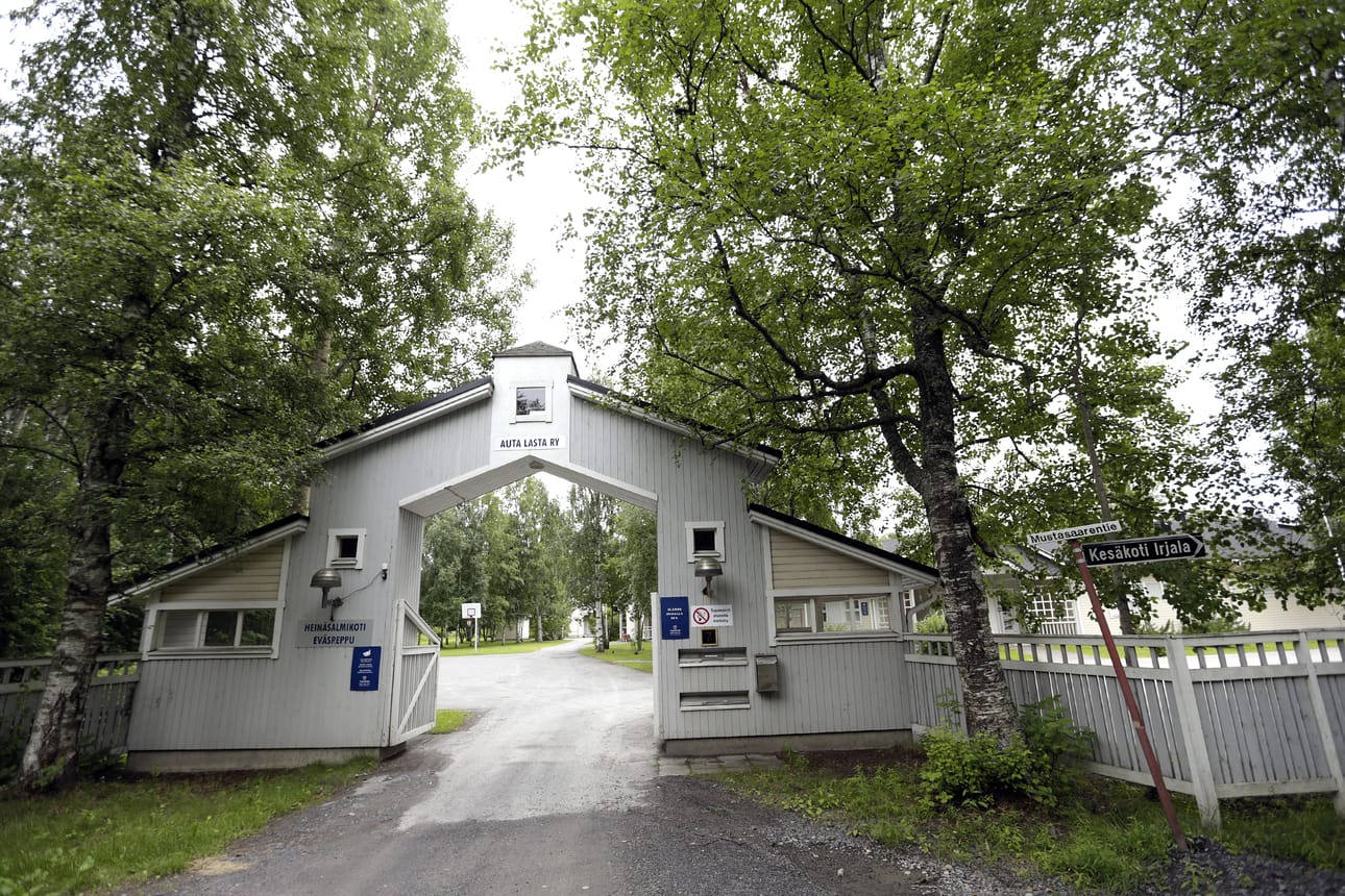 Hietasaareen suunnitellun huvipuiston paikasta tehdään vielä kertaalleen selvitys.
