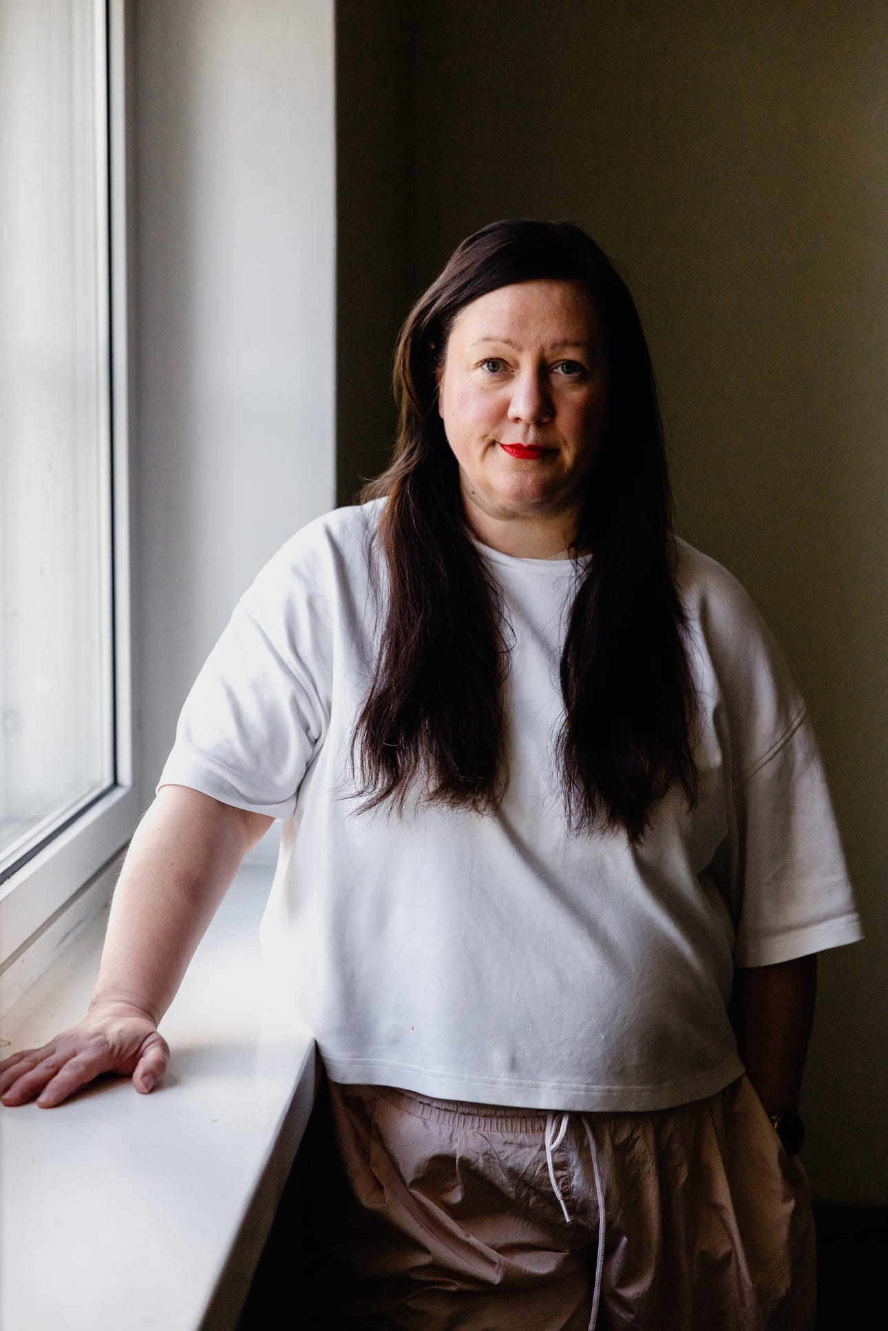 Sari Palmgren, Villien ohjaaja ja koreografi, on kulkenut kohti teoksen maailmaa kohta 30 vuotta.