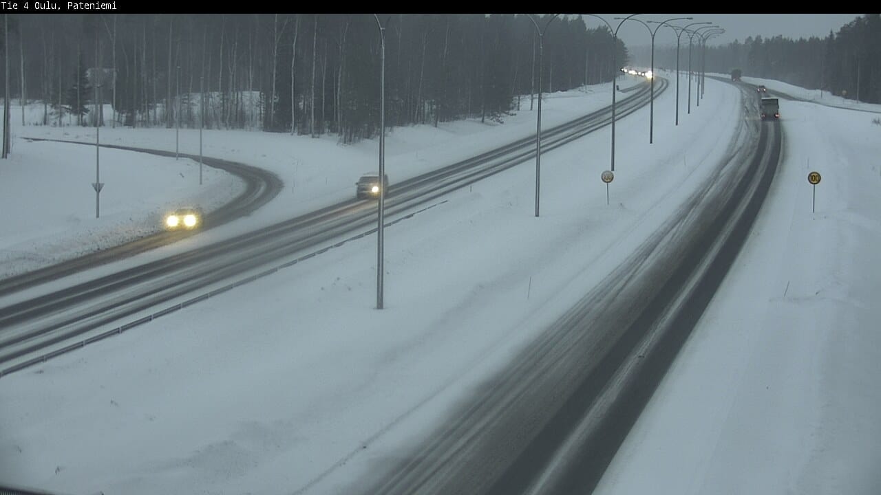 Pohjantiellä on myös lumisen ajo-olosuhteet.