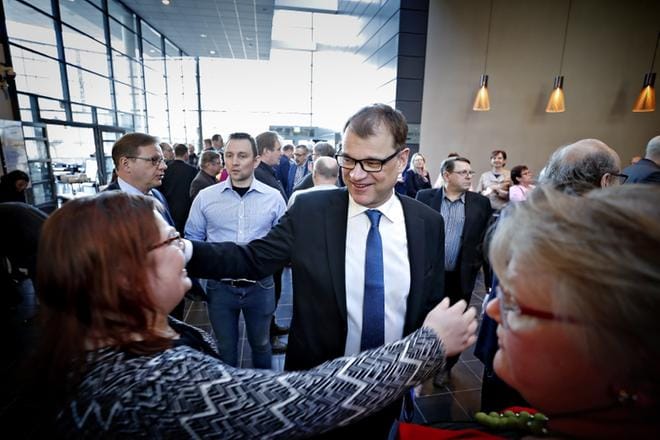 Juha Sipilä vieraili keskustan piirikokouksessa Seinäjoella perjantaina. Kuva: Tomi Kosonen