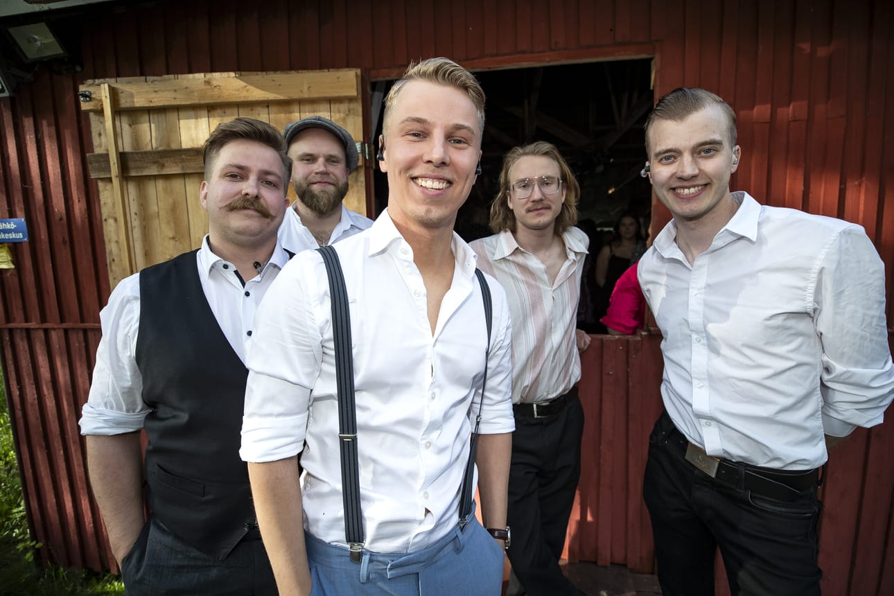 Vihannin Härkäjuhlien pääesiintyjä Komiat tuo toivottavasti tapahtumaan uusia kävijöitä ja houkuttelee paikalle myös entisiä kävijöitä ja nuoria.