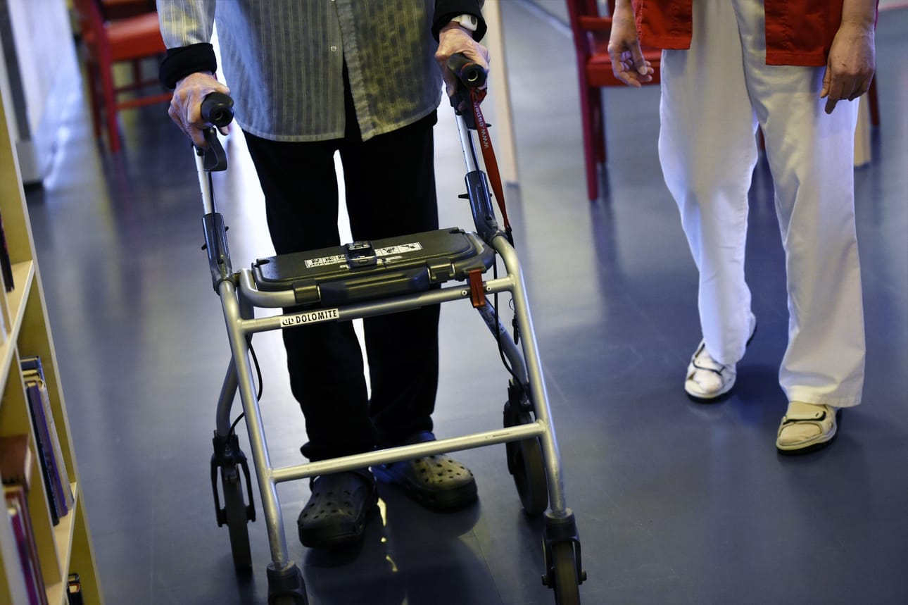 Yksityisen sosiaalipalvelualan henkilöstöä edustavat liitot Tehy, Super ja Erto ovat antaneet lakkovaroituksen viiden vuorokauden lakosta tiistaista lähtien. LEHTIKUVA / Emmi Korhonen