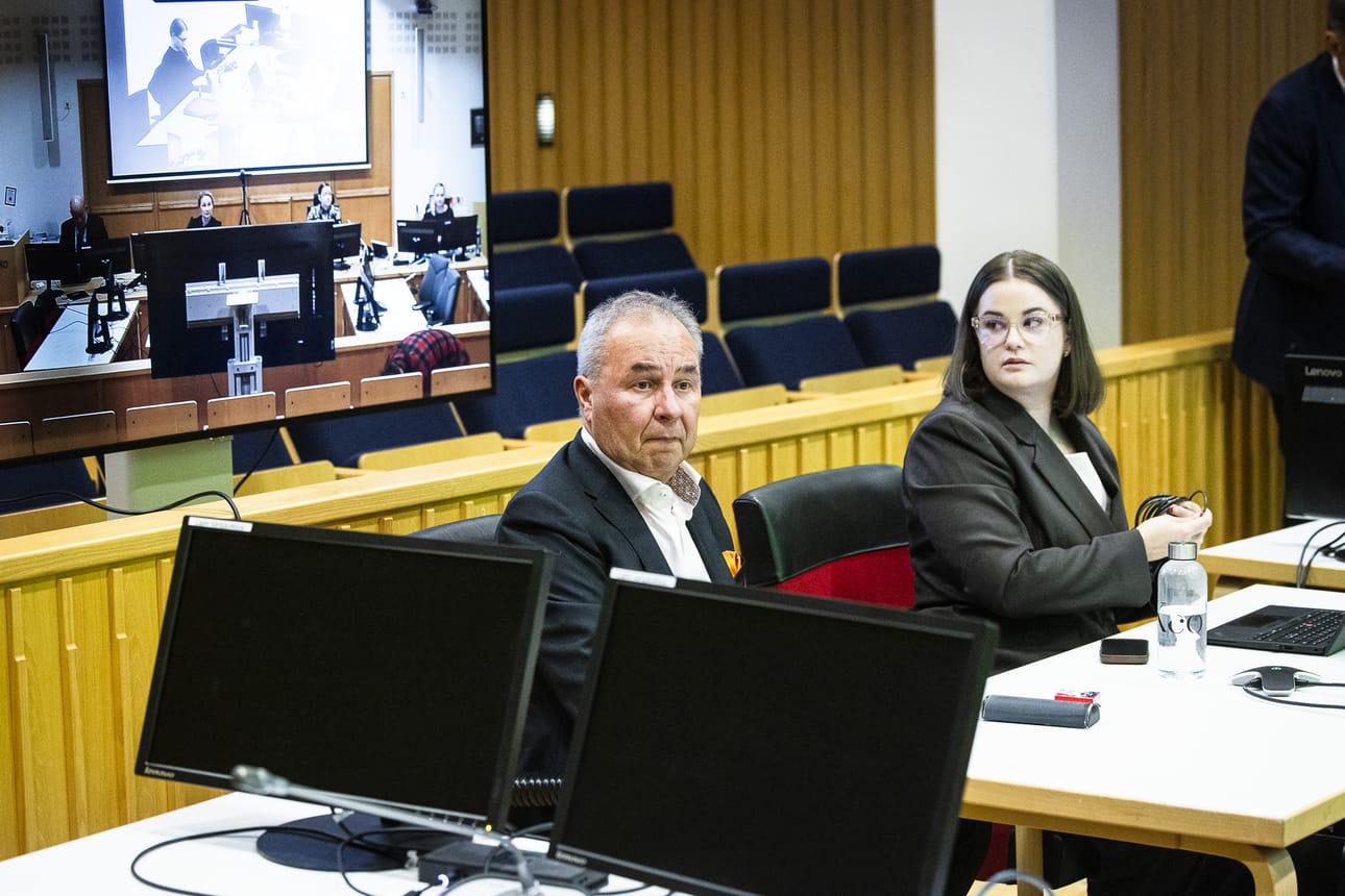 Marjayrittäjä Jukka Kristoa kuultiin keskiviikkona toista päivää Lapin käräjäoikeudessa. Kristo vastasi avustajiensa, syyttäjien ja vastapuolen avustajien kysymyksiin rauhallisesti, mutta totesi myös välillä, että kysyjän on hankittava tarvitsemansa tieto muualta.