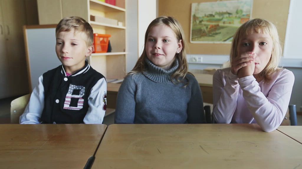 Kolmosluokkalaiset puhuvat tunteista