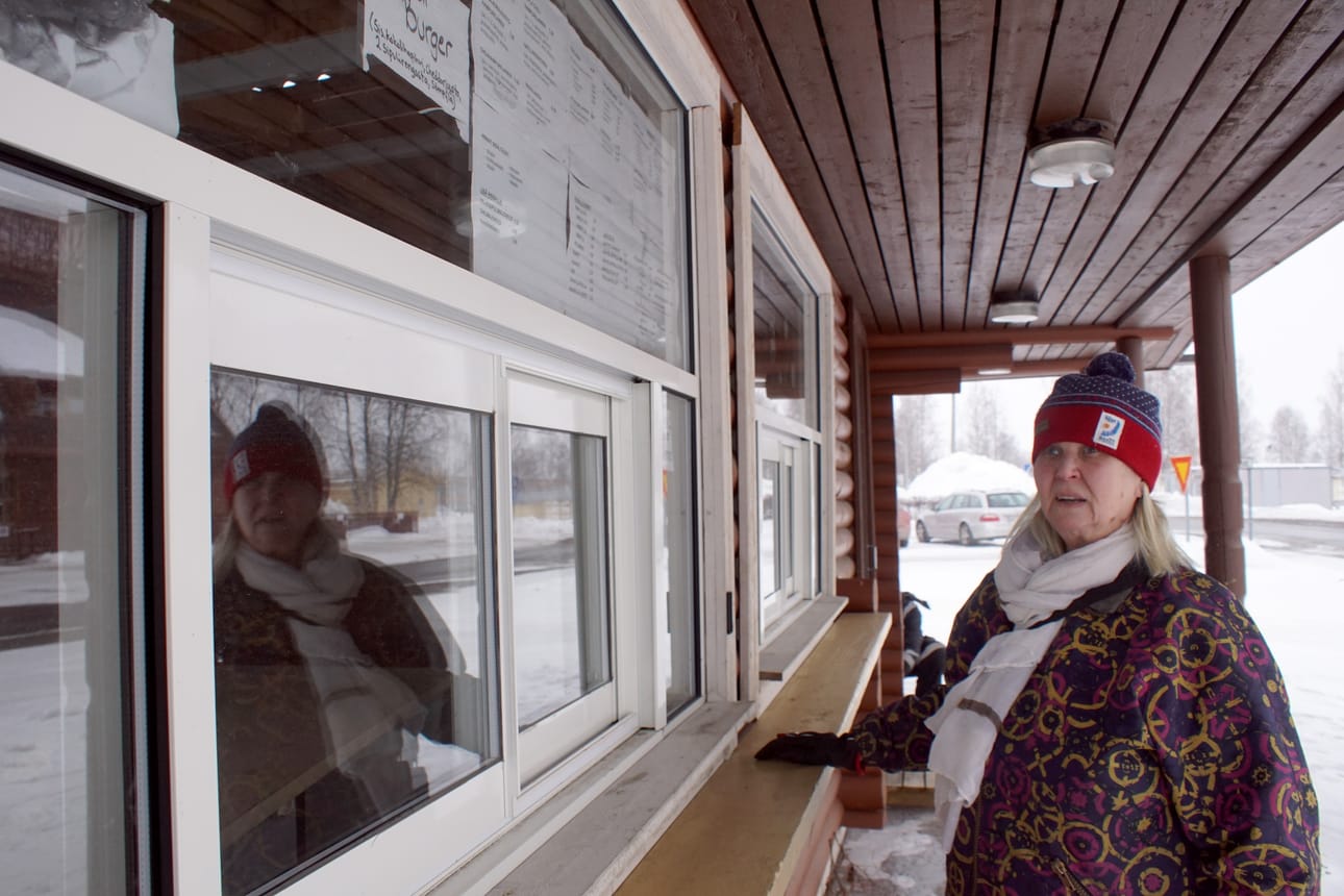 Helmi Koivuniemelle Torin grilli tuli tutuksi palveluluukun toiselta puolelta.