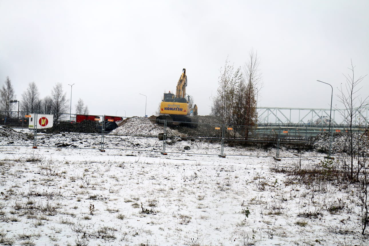 Torniossa sijaitsevan niin sanotun leipomomakasiinin korttelin viimeisetkin rakennukset on purettu tänä syksynä. Tontille halutaan kaavan mukaista liikerakentamista.
