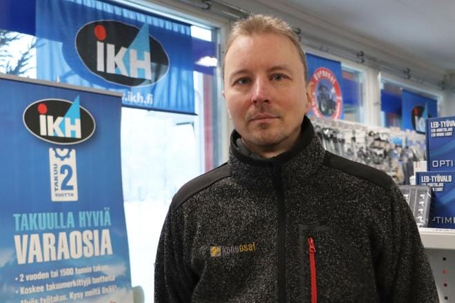 Kotitilan hoito on tuonut Marko Vannesluomalle kokemusta, jota on helppo jakaa maatalousyrittäjien kanssa. KUVA: EEVA-LIISA KULJU