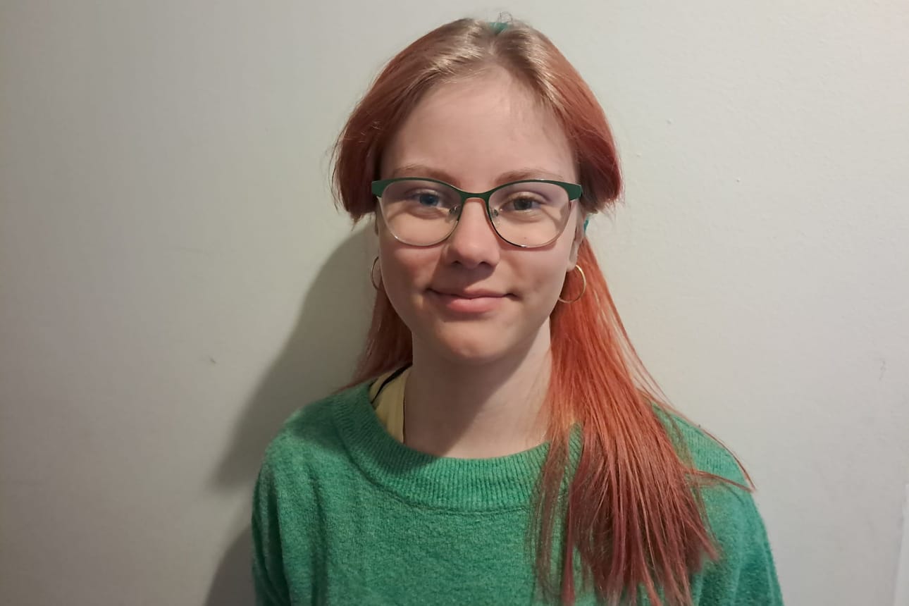 Lilja Raudaskoski haluaisi työskennellä tulevaisuudessa sosiaalityöntekijänä, mutta pohtii työn kuormittavuutta.