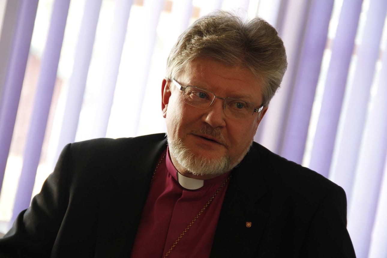 Piispa Samuel Salmi.
